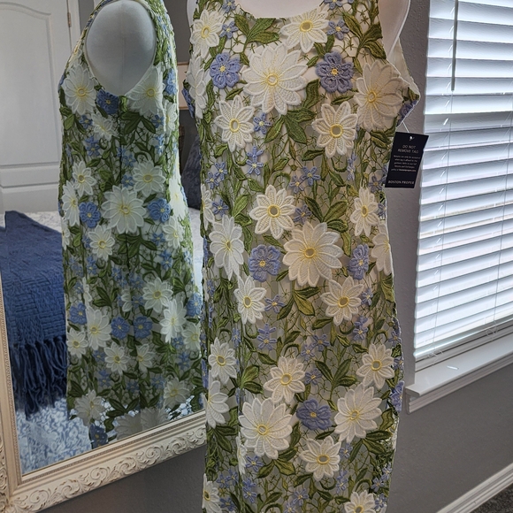 Boston Proper Floral Embroidered Dress - Picture 3 of 9